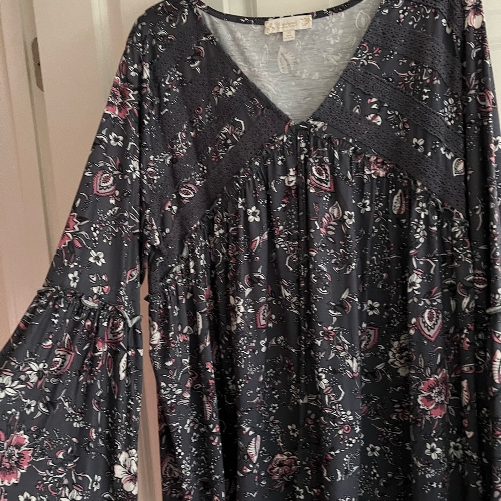 Weekend by Suzanne Betro women’s top